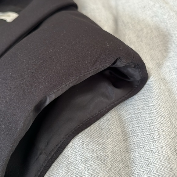 Sleeveless crop jacket with padded shoulder size S - Picture 3 of 9